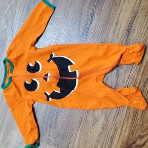 Pumpkin sleeper